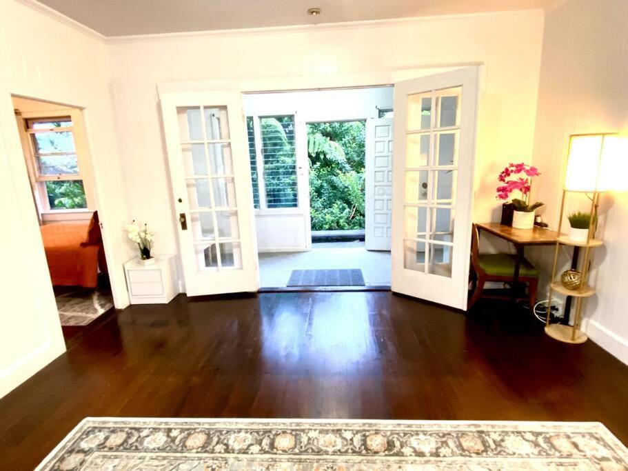 Your Hilo Homebase - Lovely 3 Bedroom In Heart Of Hilo With Ac! Exterior photo