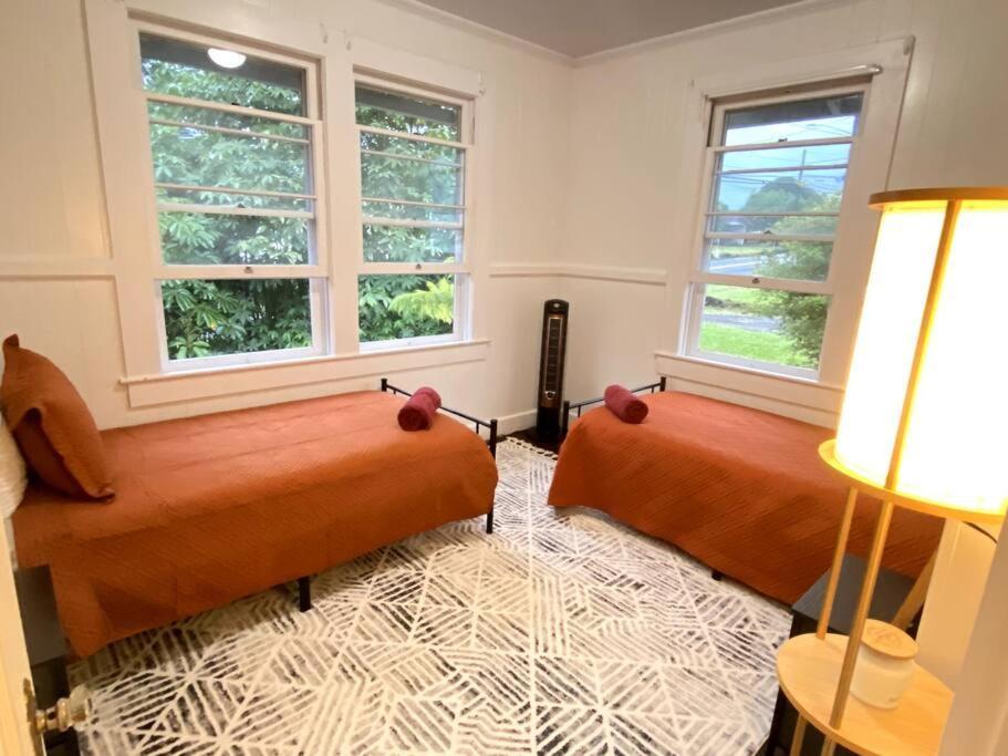 Your Hilo Homebase - Lovely 3 Bedroom In Heart Of Hilo With Ac! Exterior photo